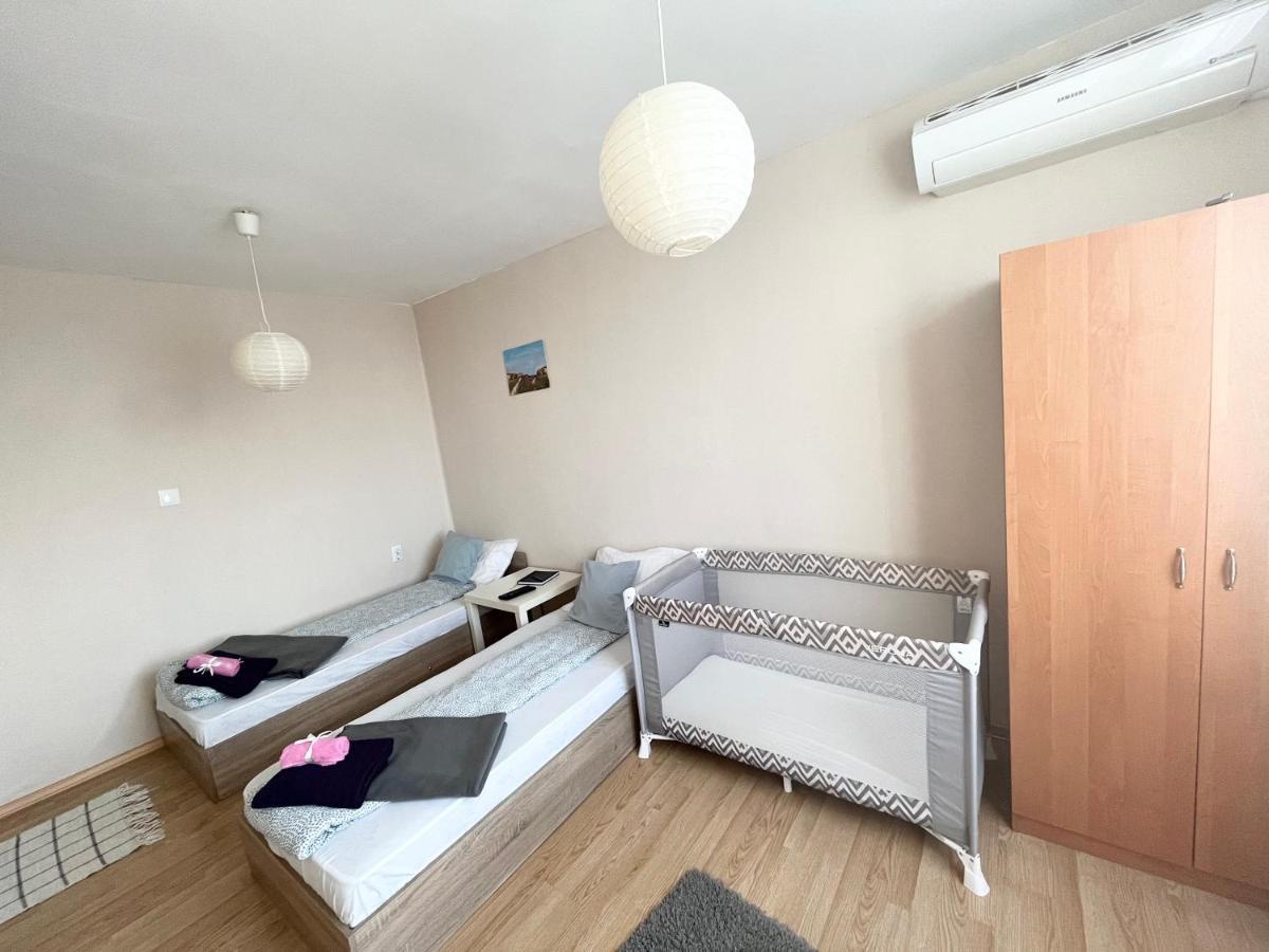 Airport Apartment Sofía Exterior foto